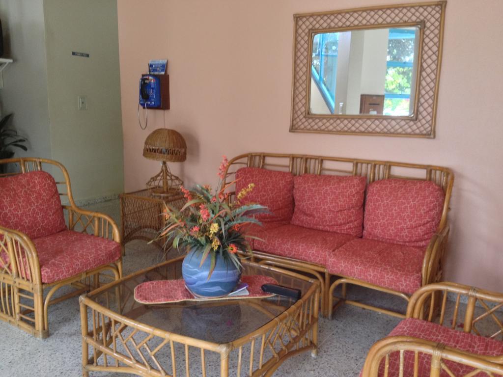Hotel Caribe Barahona ภายนอก รูปภาพ
