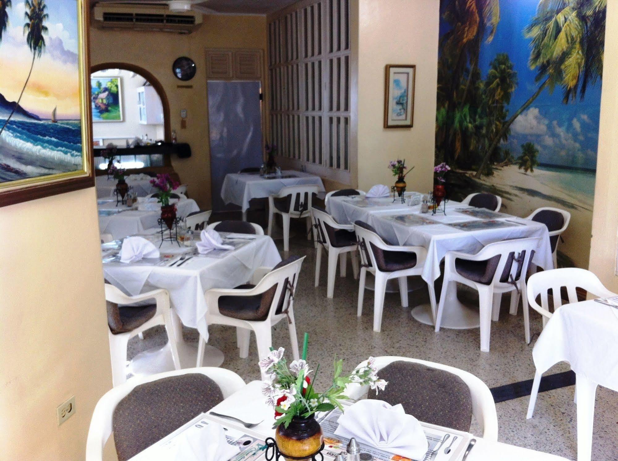 Hotel Caribe Barahona ภายนอก รูปภาพ